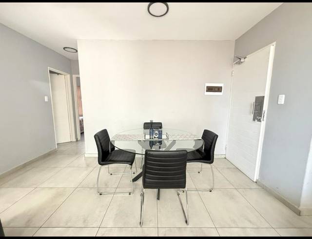 3 BEDROOM APARTMENT FOR SALE IN SILVER LAKES